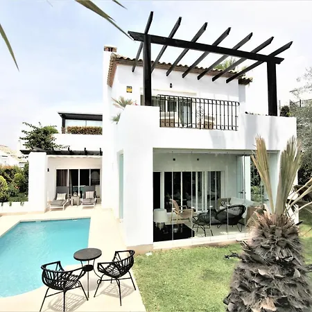Villa Suenos De Puente Romano Marbellac